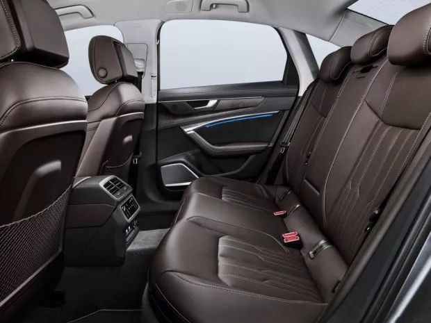 全新款奥迪a6l试驾,奥迪a6l对比雷克萨斯es300