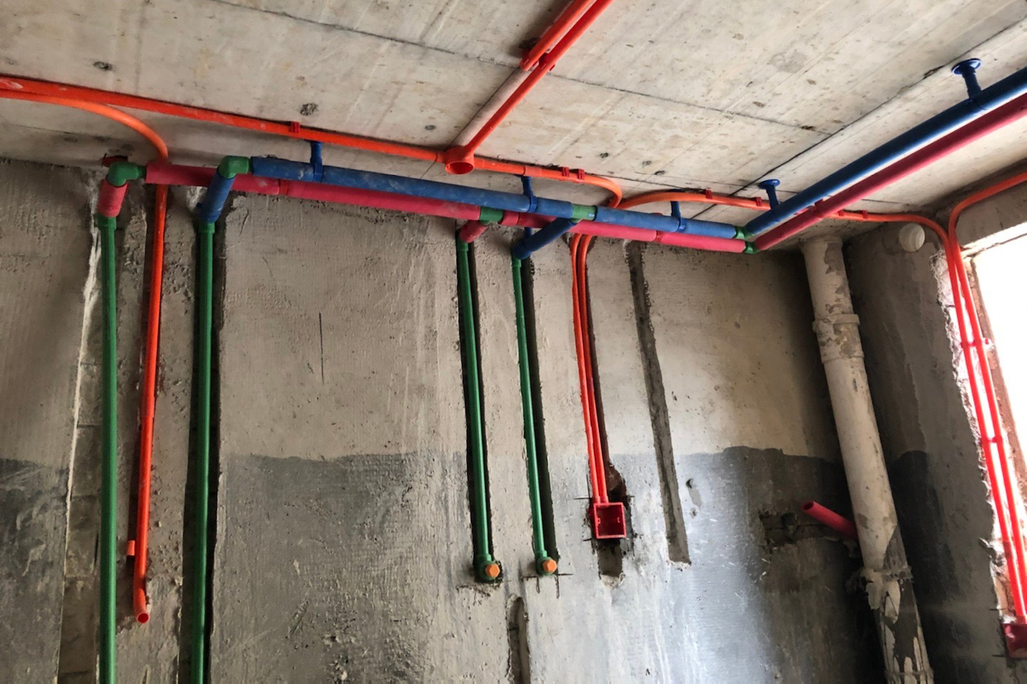 一楼水压太小怎么解决,顶层水压小解决办法