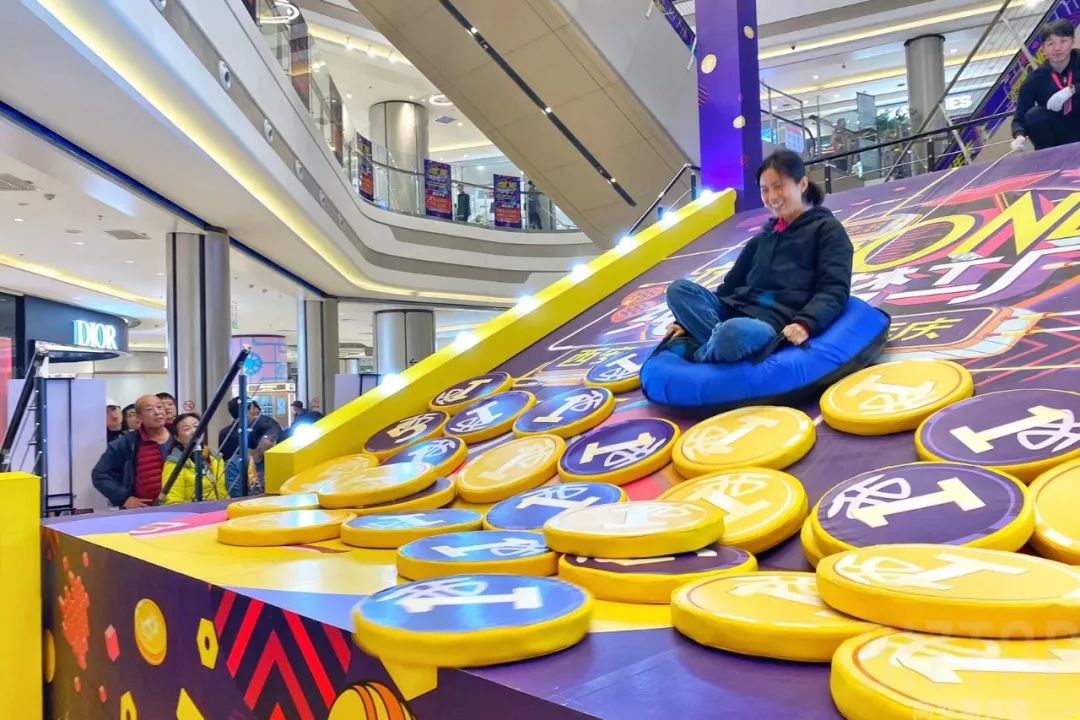 购物中心升级改造开业,西安大融城购物广场