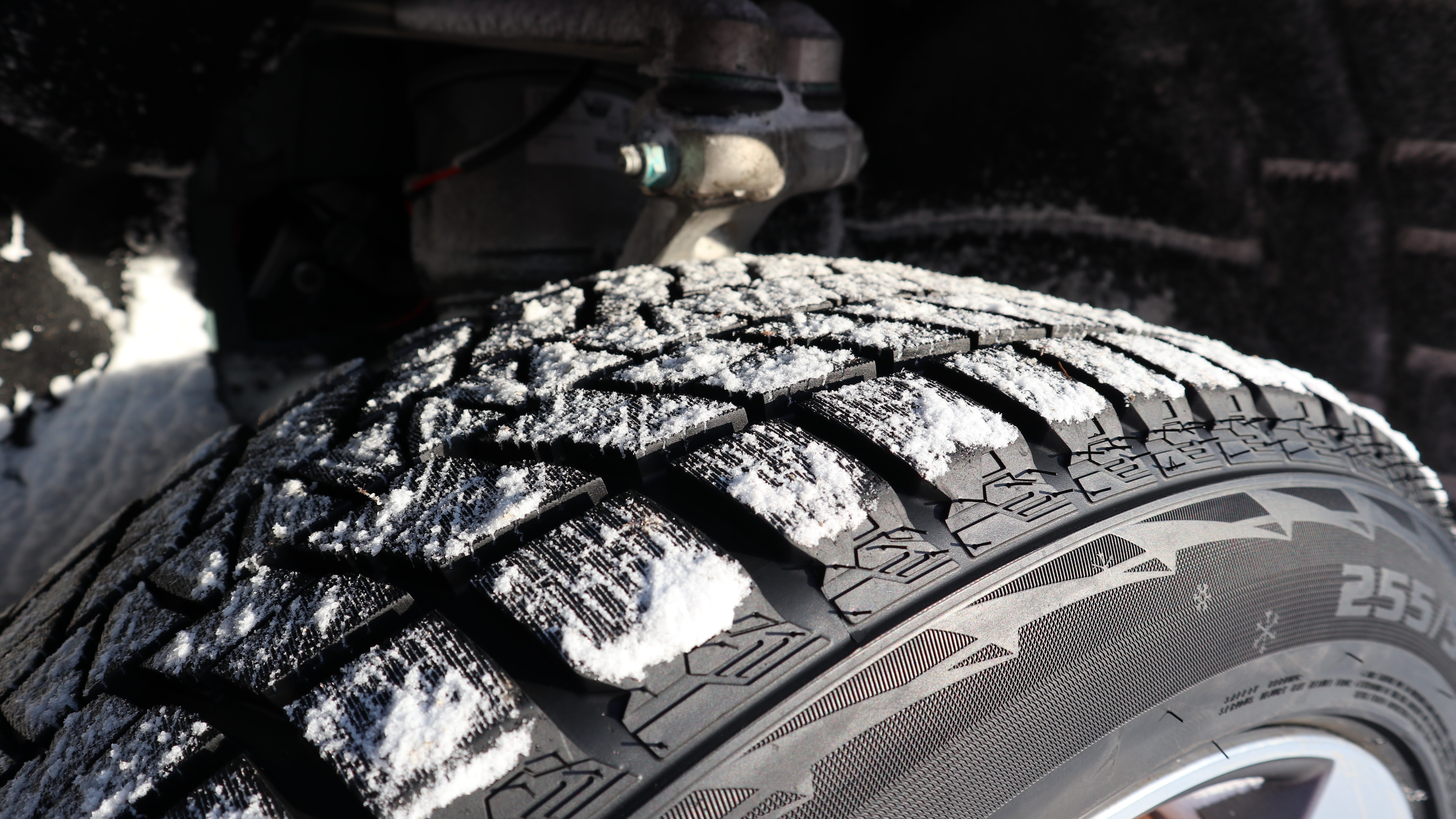 买BBA轿车，到底有必要上四驱吗？