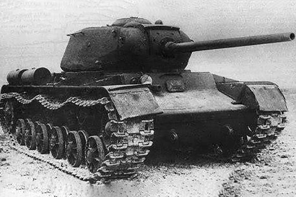 苏军二战装甲部队中，KV-85和IS-85重型坦克