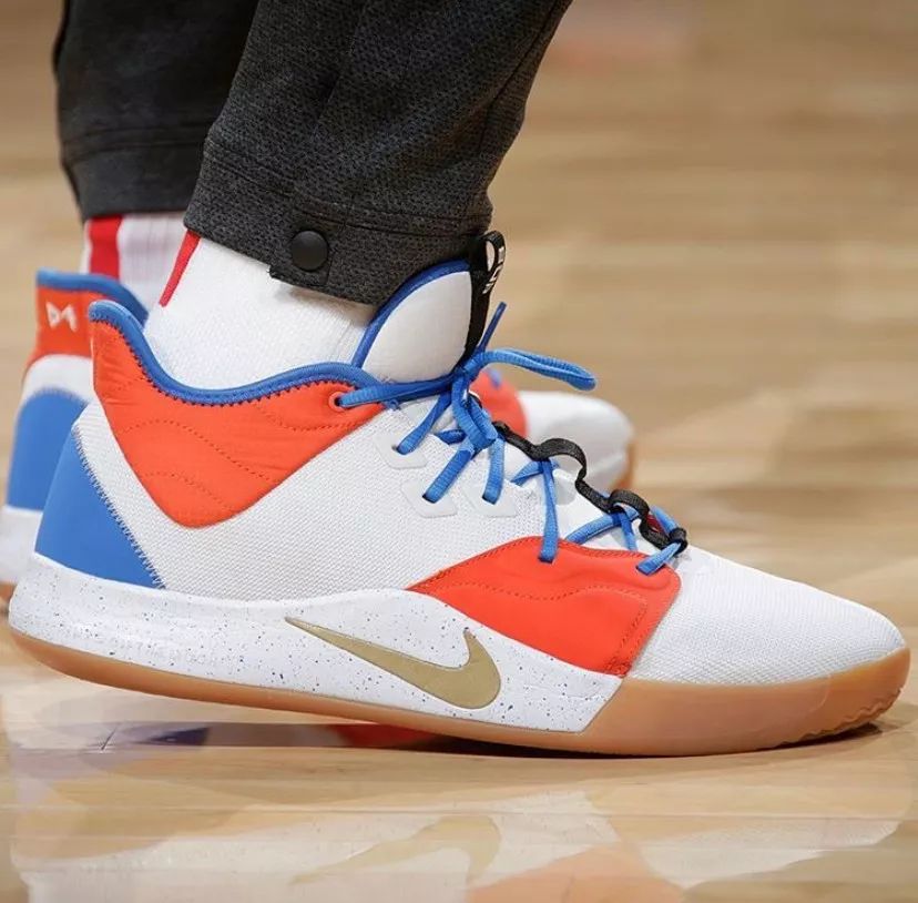 林书豪黄蜂配色战靴,林书豪12年球鞋