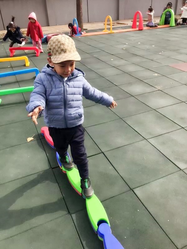 孩子的成长的速度总是那么惊人,孩子的成长有自己的规律