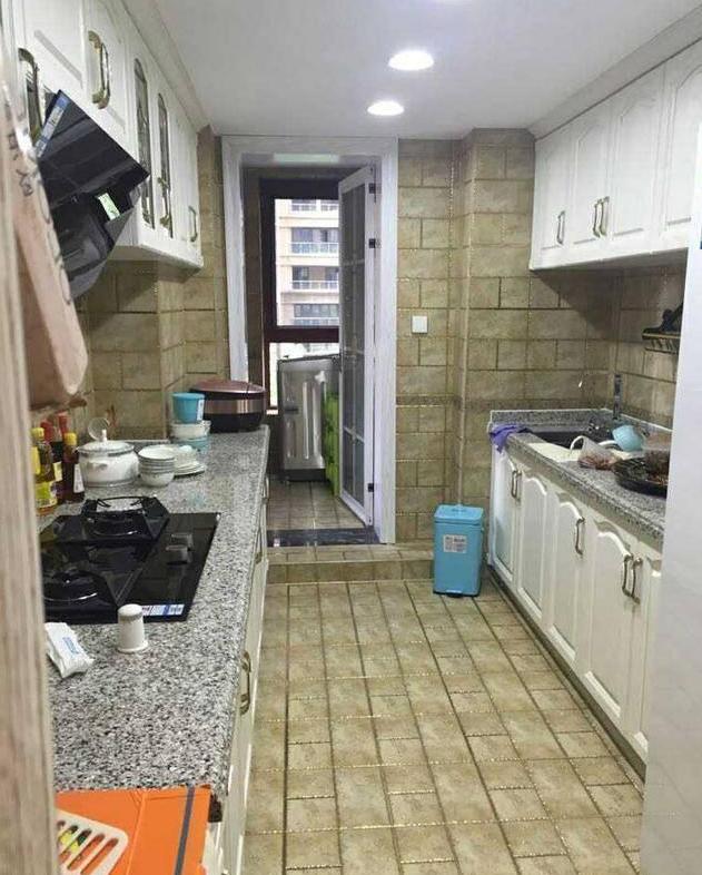 媳妇将房子装修好了,老婆把新房装修成这个样子