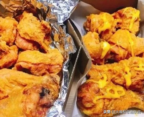 #吃遍大连#披萨的诱惑!一个蕴藏着芝士力量的神物