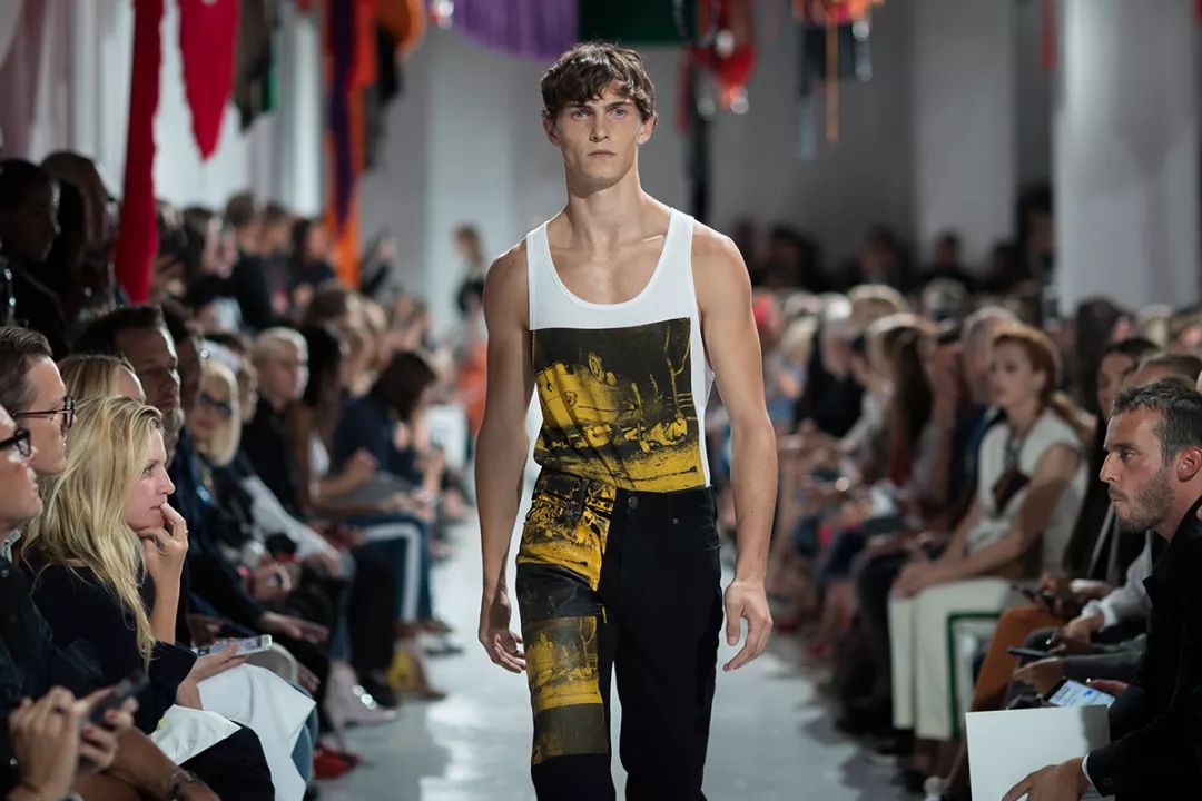 calvinklein楂樼骇鎴愯。,calvinklein缇庡浗鏃跺皻鍝佺墝