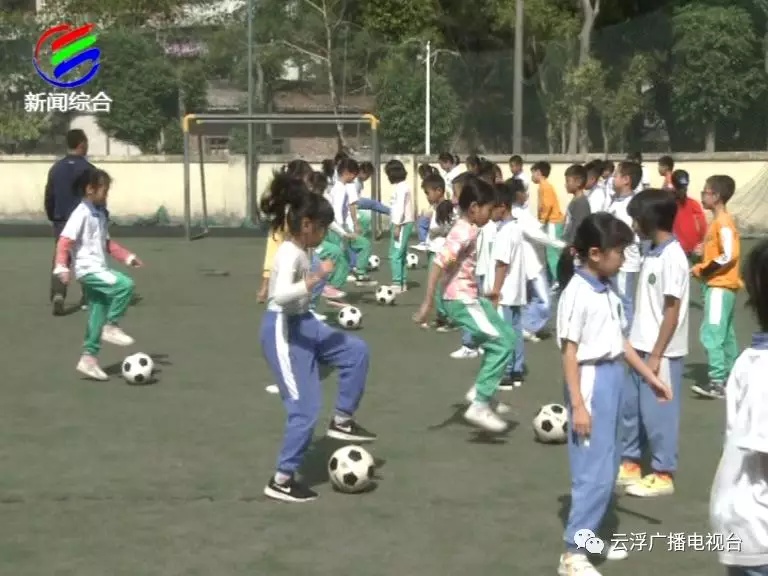 浜戞诞鏍″洯瓒崇悆鑱旇禌2023,浜戞诞涓鏍″洯瓒崇悆