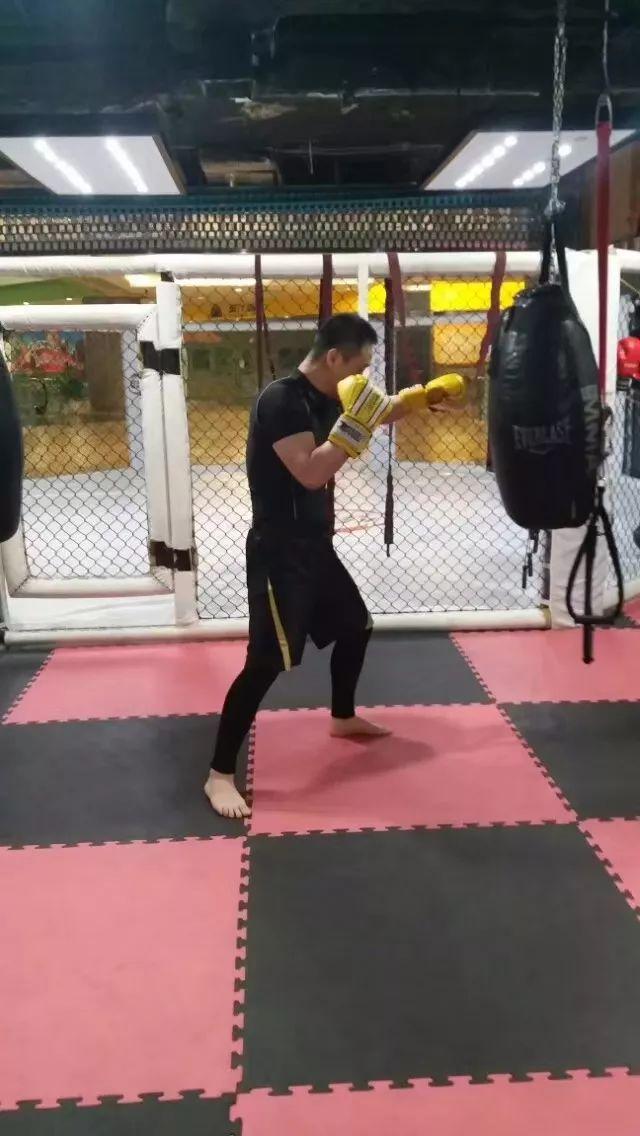 答应我疫情结束后好好锻炼,等疫情过了我们去沈阳