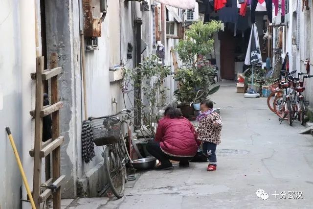 2000年武汉一元路,武汉一元路的老街