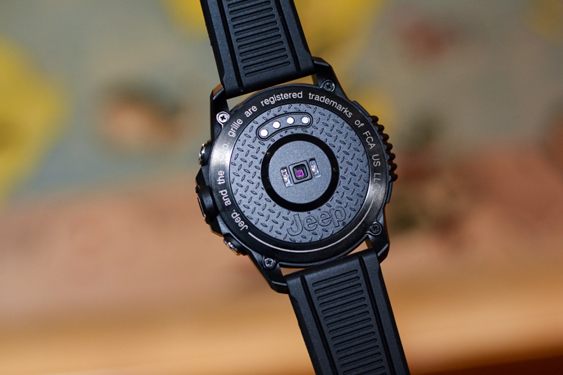 jeep智能全境界腕表值得买吗,jeep智能手表值不值得入手