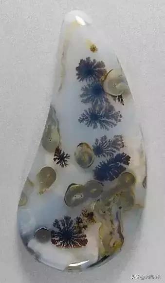 万年石头里的罕见画,万年奇石石头画