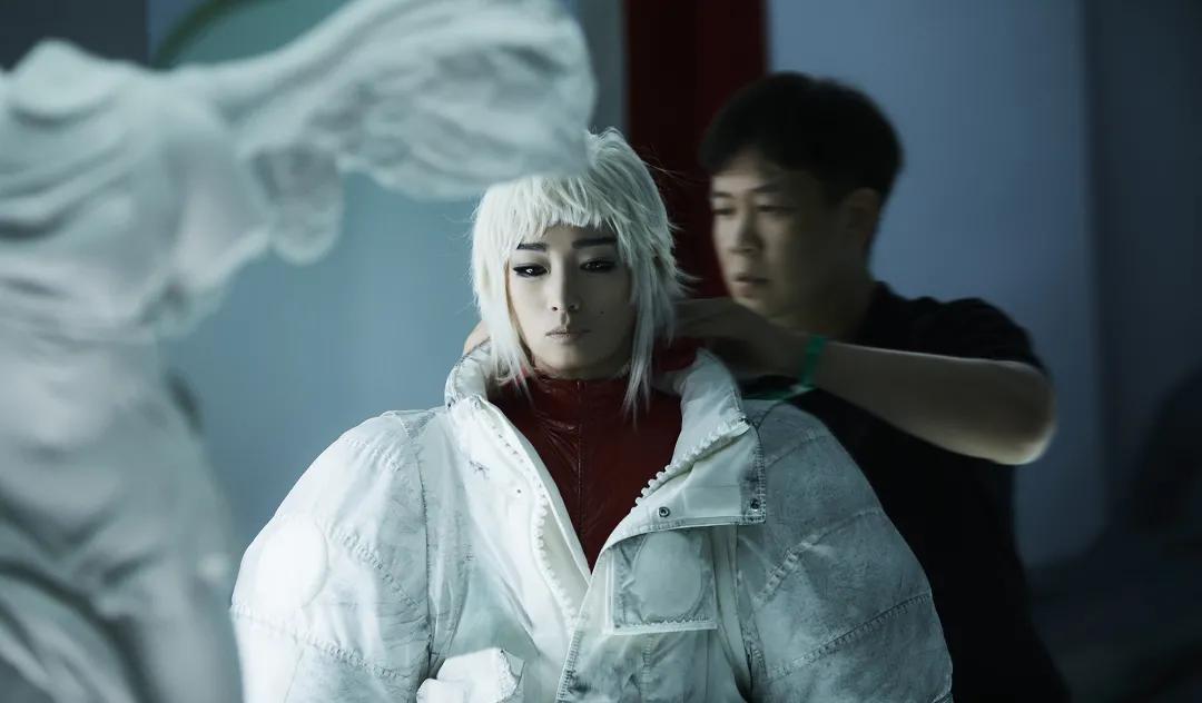 为了巩俐这一天的拍摄,我们足足准备了5个月