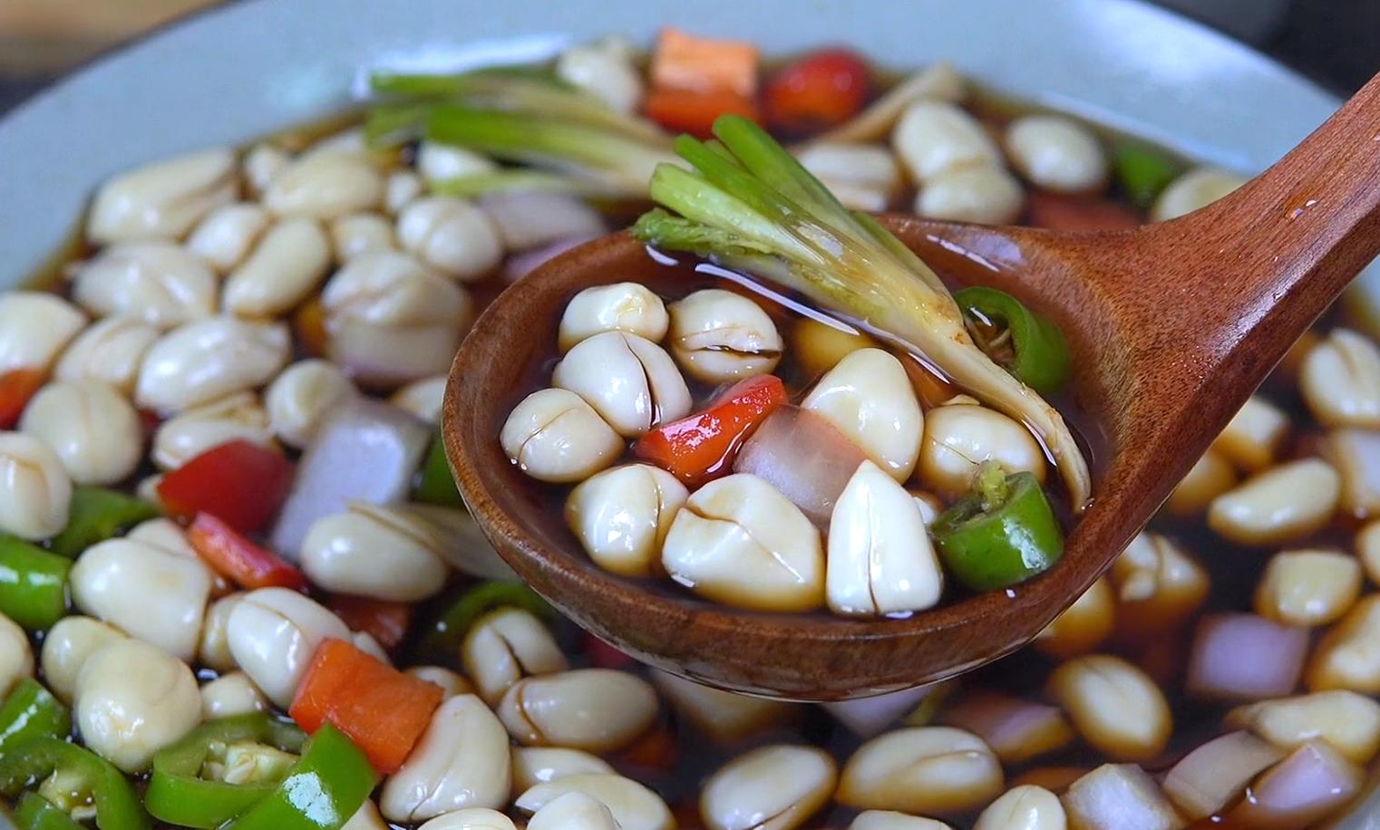 油炸花生泡醋吃可以吗有什么效果,花生泡醋的正确做法与吃法是什么