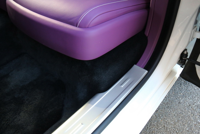 全新一代劳斯莱斯古思特,豪华180评测