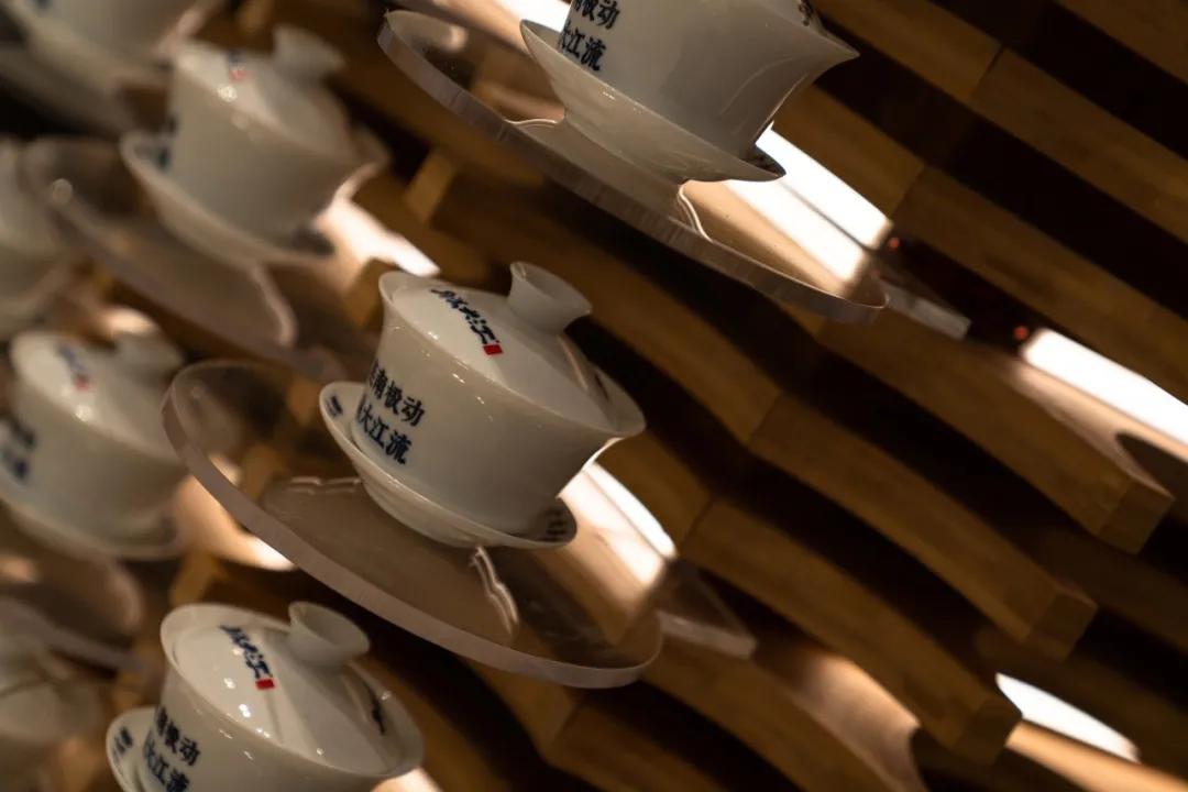 排队8千多桌的饭店,排队1000桌的火锅