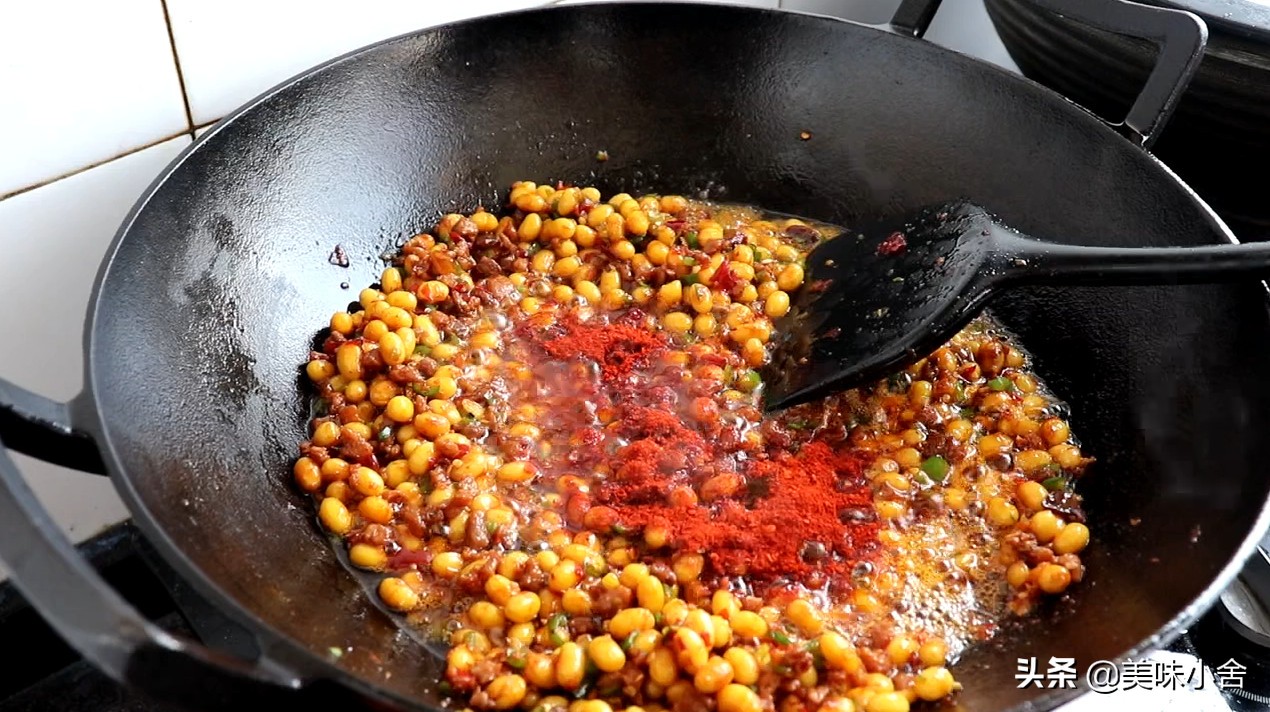 香辣黄豆辣椒酱的做法,黄豆辣椒酱家常做法简单好吃