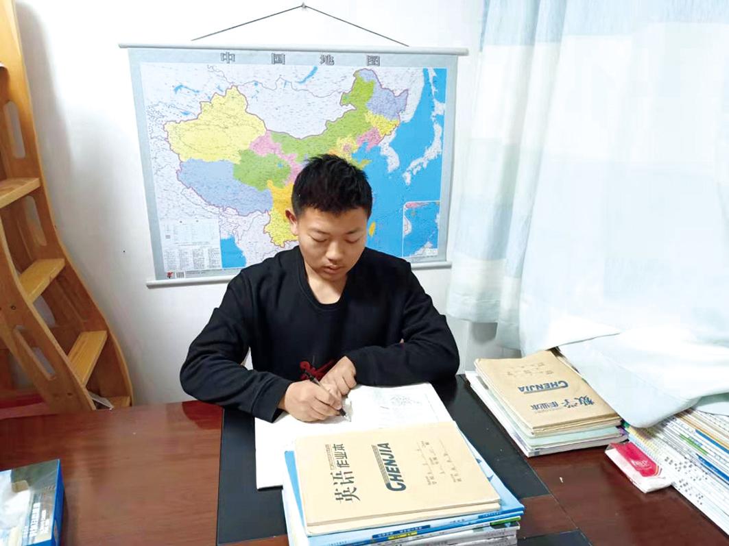 梅捷凯：向阳生长逐梦前行