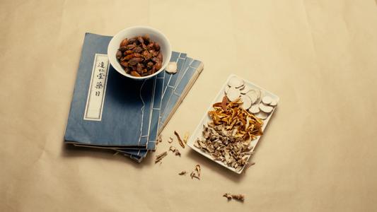 身体虚一吃补药就上火怎么办,身体虚喝了中药越补越虚怎回事