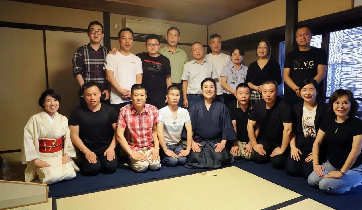 东呈国际首次标杆加盟商日本研习之旅