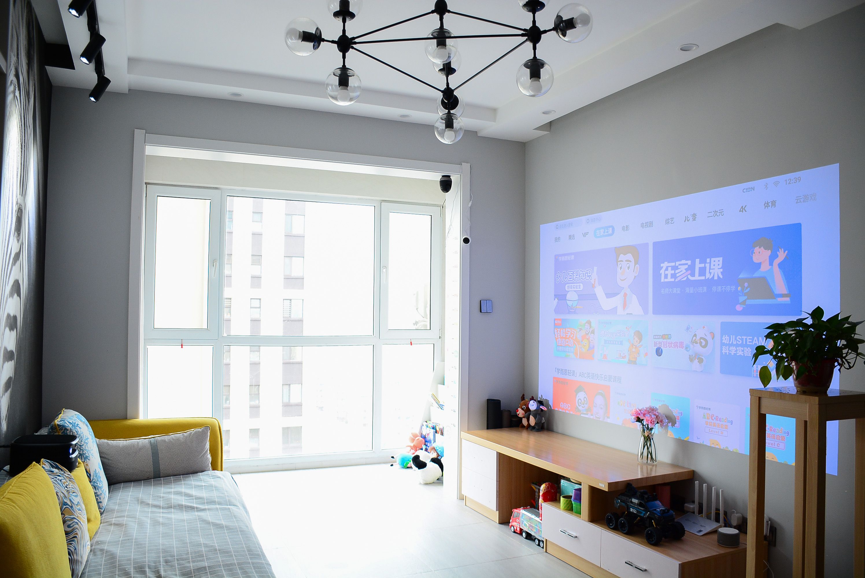 坚果v10投影能避开障碍吗,坚果V20智能投影