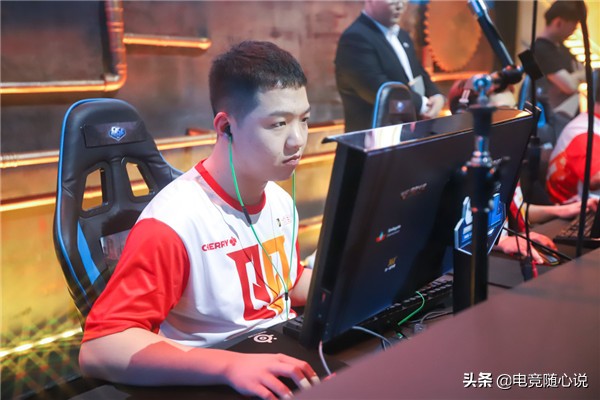 wolf狙神打比赛,wolf狙神打比赛视频