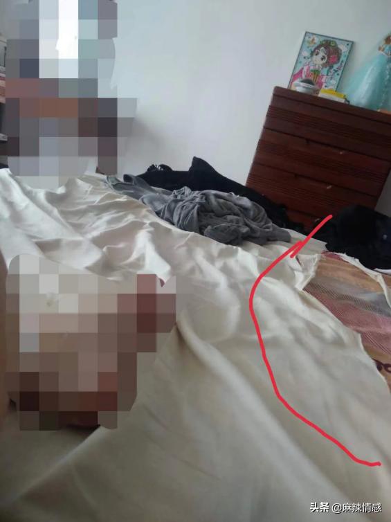 副总裁性侵养女3年被曝光：多少*兽禽**，披着*皮人**