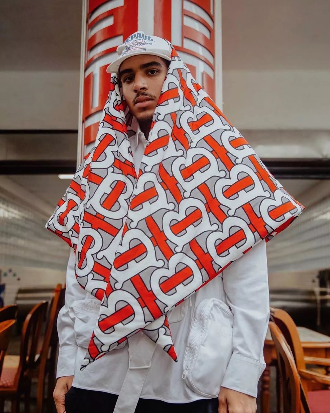 burberry啥时候成奢侈品了,burberry没落了吗