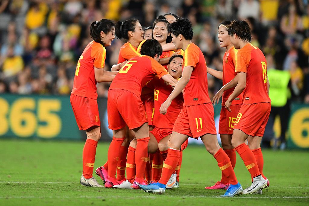 欧洲杯推迟利好,欧洲杯为什么在奥运会之后