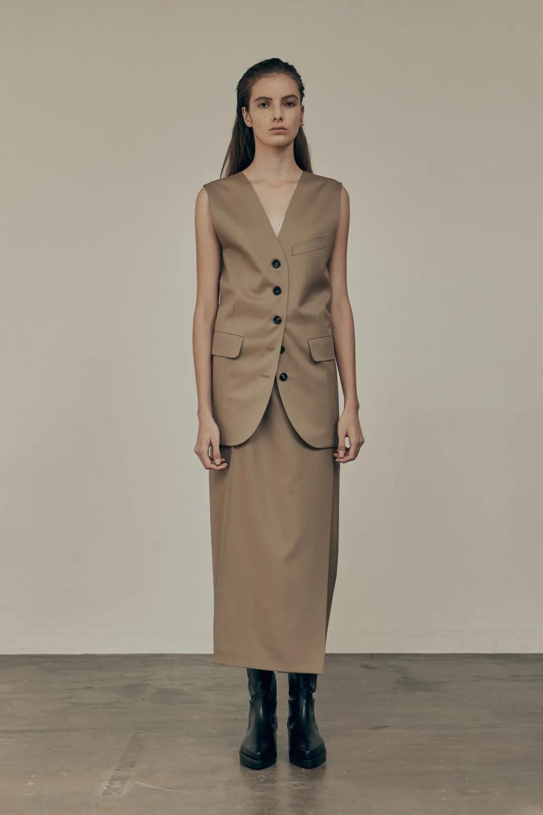 Jennie的马甲原来是学Kate Moss啊