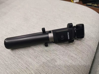 华为三脚架自拍杆af15怎么用,华为有线自拍杆的使用方法及操作