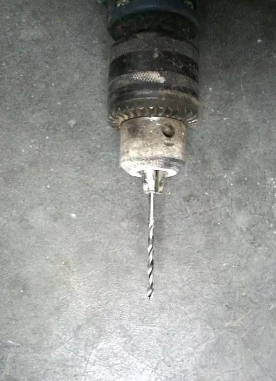 草缸造景教程：胶水造景太温柔，男人就该上电钻