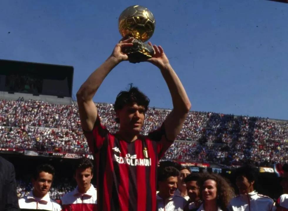 ac米兰最佳阵容维埃拉,ac米兰足球俱乐部阵容