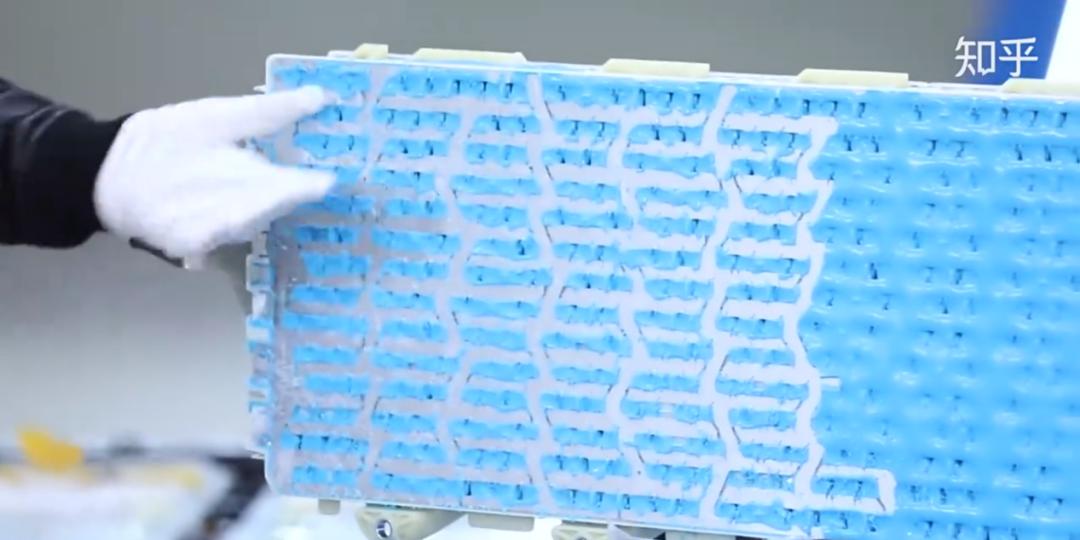 知乎拆解特斯拉,特斯拉零件拆解