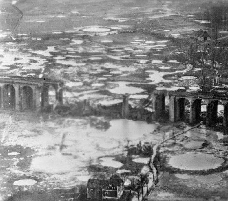 一发入魂，天降邪恶，*弹核**玩不成它可以玩，非核常规巨型*弹炸**浅观