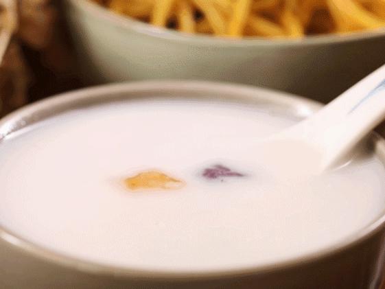 城南新晋治愈系糖水小铺，带你一秒闪现垦丁街头