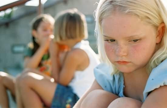 孩子上幼儿园孤僻不合群怎么解决,内向不合群的孩子适合什么幼儿园