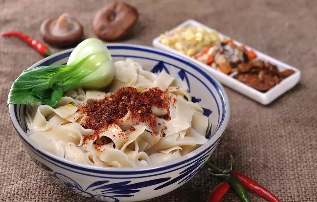 想开一家小型餐馆怎么做,想开一家餐厅怎么开店