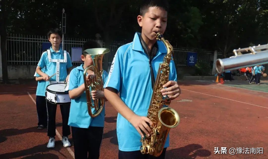 建党百年学校组织的迎七一活动,邓州市庆祝建党100周年活动选拔赛