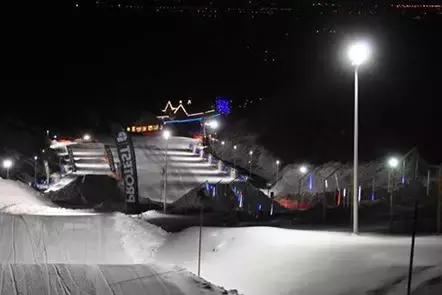 北京周边滑雪场推荐,北京莲花山滑雪场门票多少钱