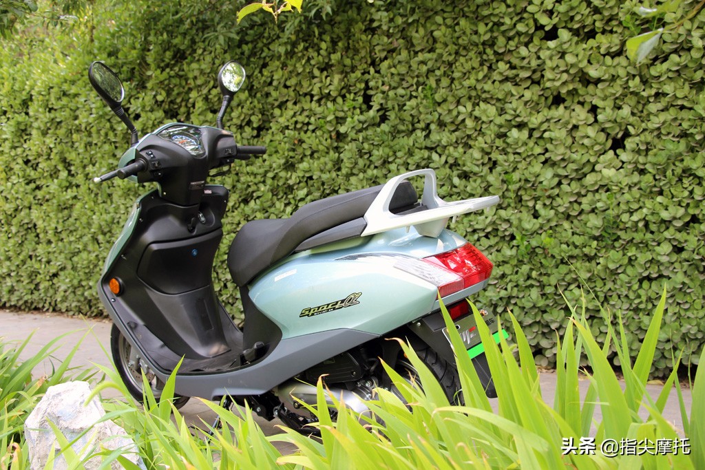 被忽视的都市精灵,经济环保的王野睿御国四电喷摩托车