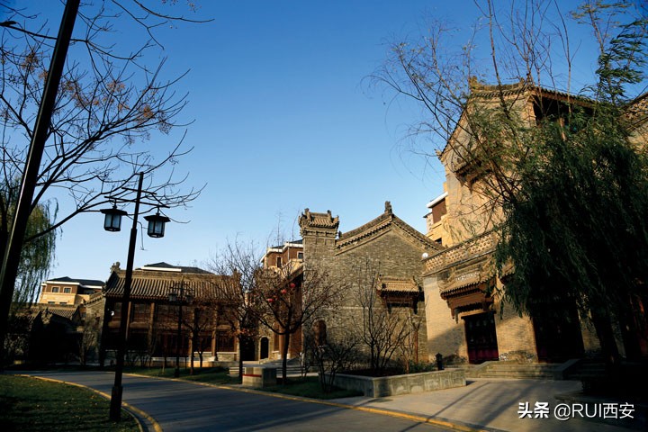 西安人不背锅！服务态度上升至民风问题，这样谈西安民风合理吗？