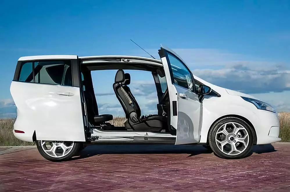 猩猩之火丨别再给“丑车”找借口了