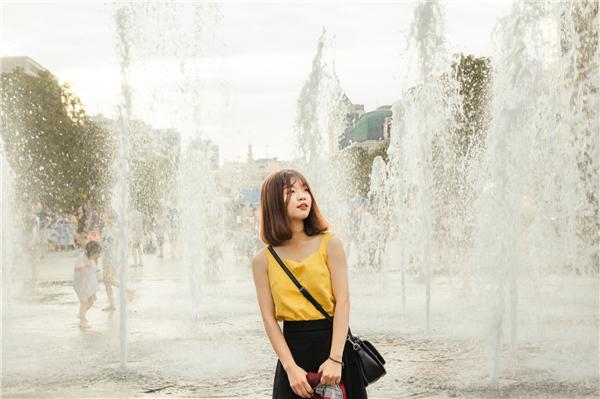 一个女人好不好主要看哪里,一个女生好不好追取决于