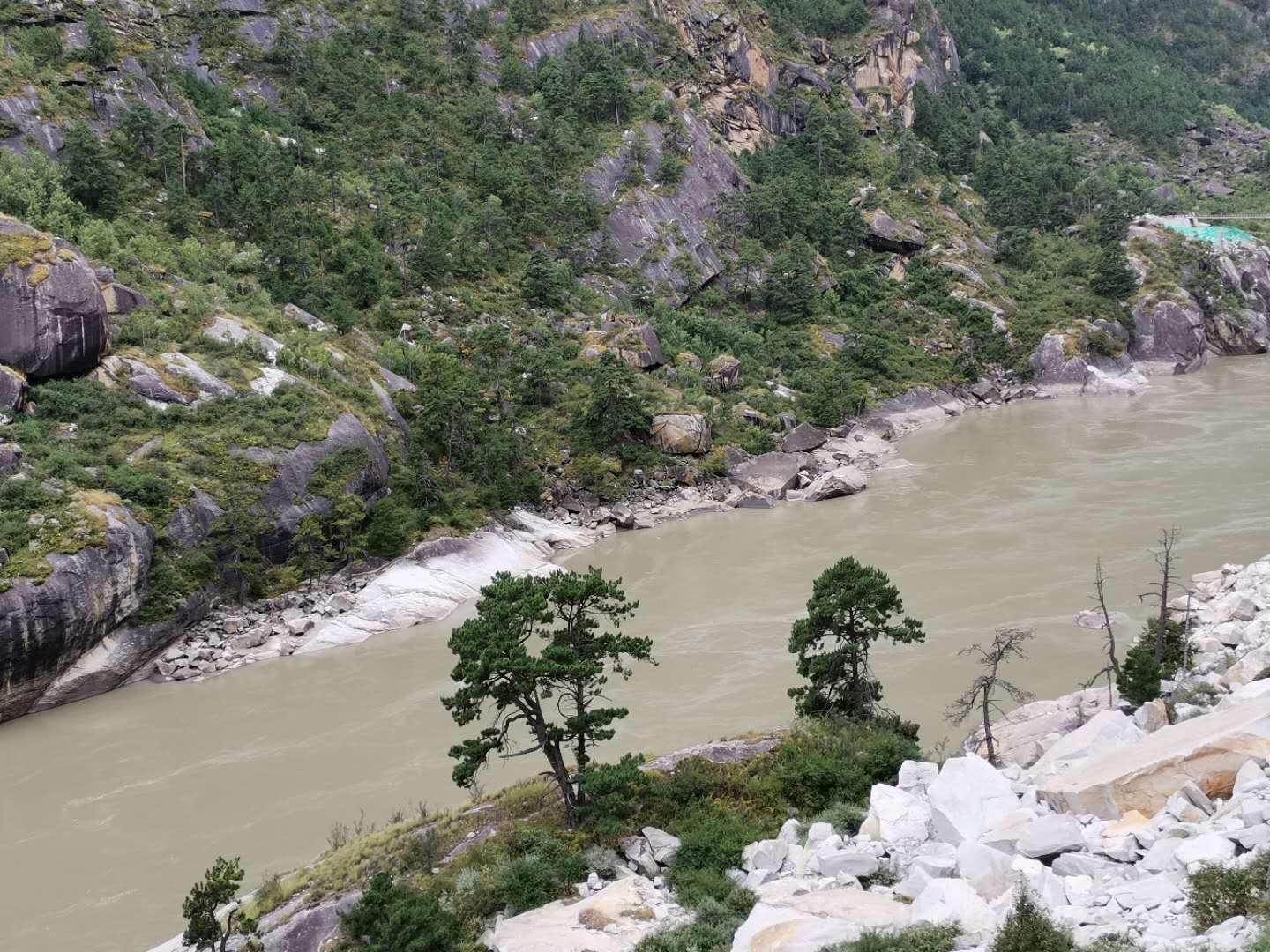 鬼哥的五万里D57说说印度这样的邻居-2（山南市-加查县）