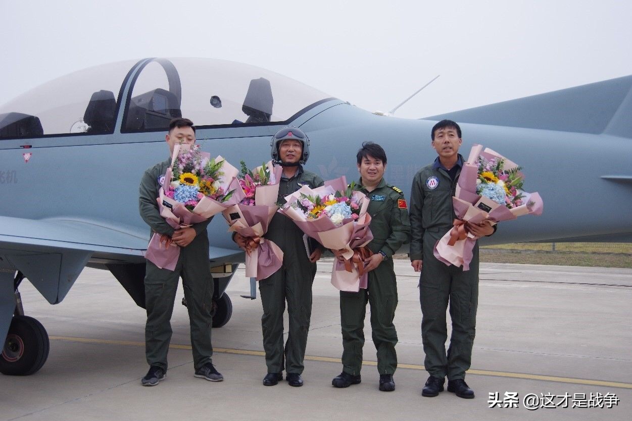 ta20涡桨教练机,ta-20飞机