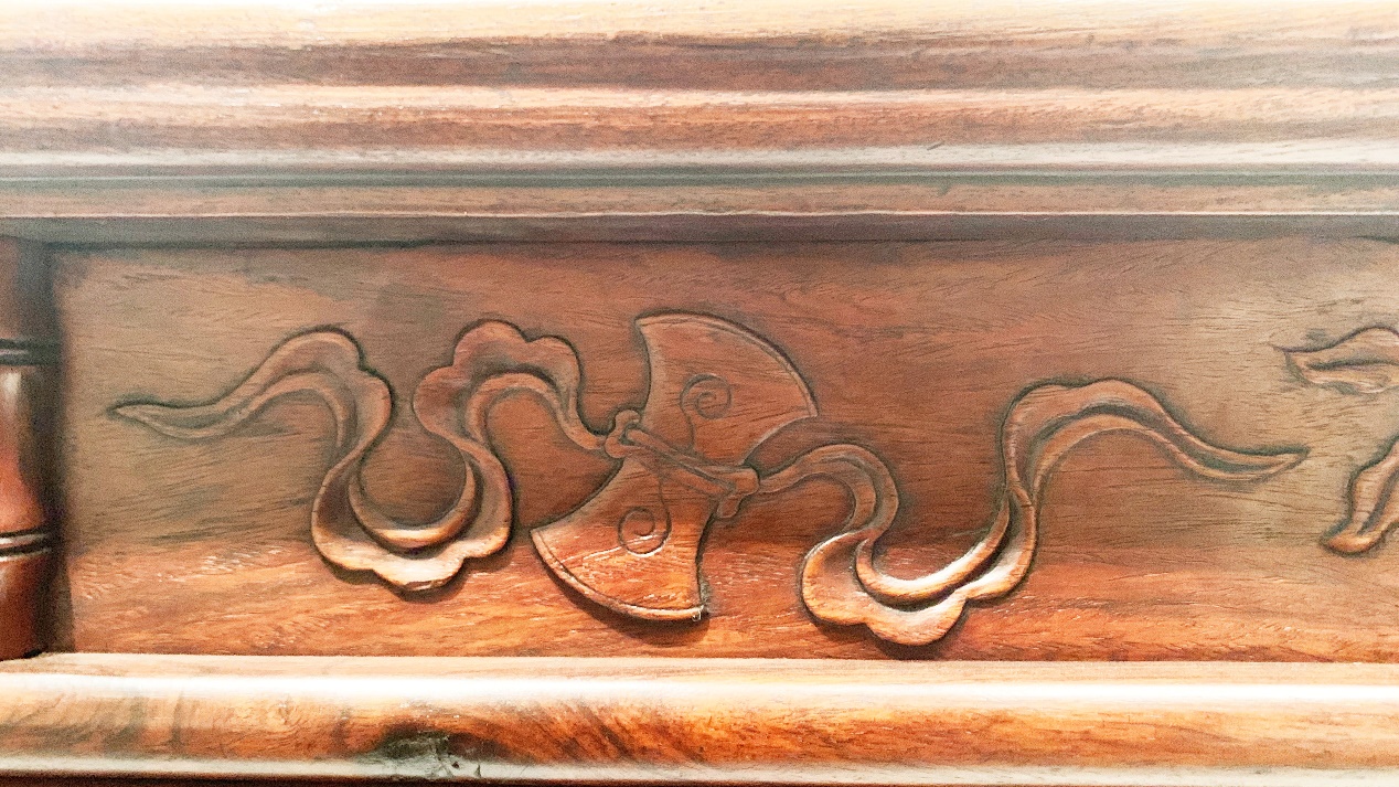 黄花梨有锯齿纹,黄花梨有紫色锯齿纹路