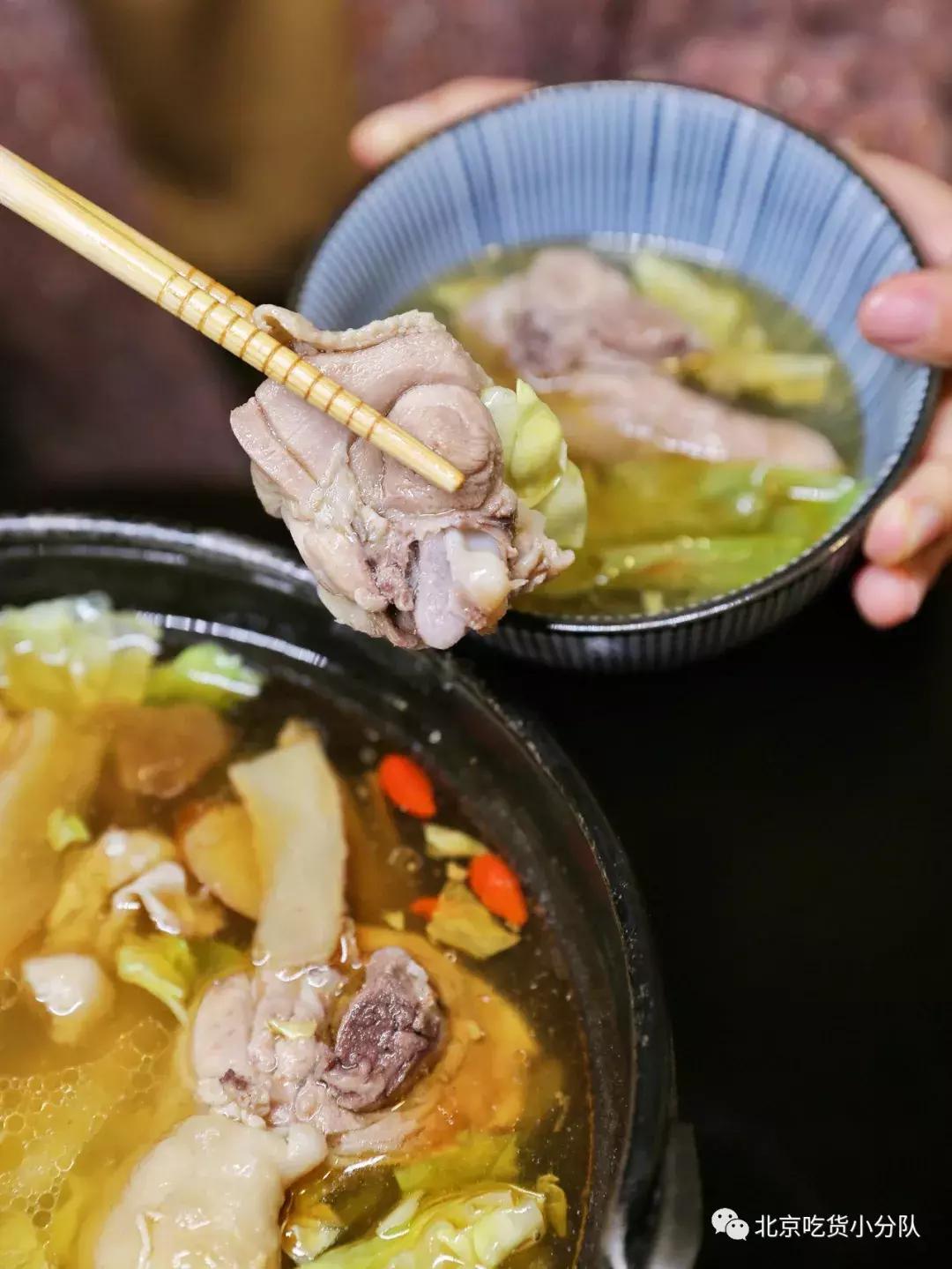 台湾最有人气的便当店,专做外卖卤肉饭