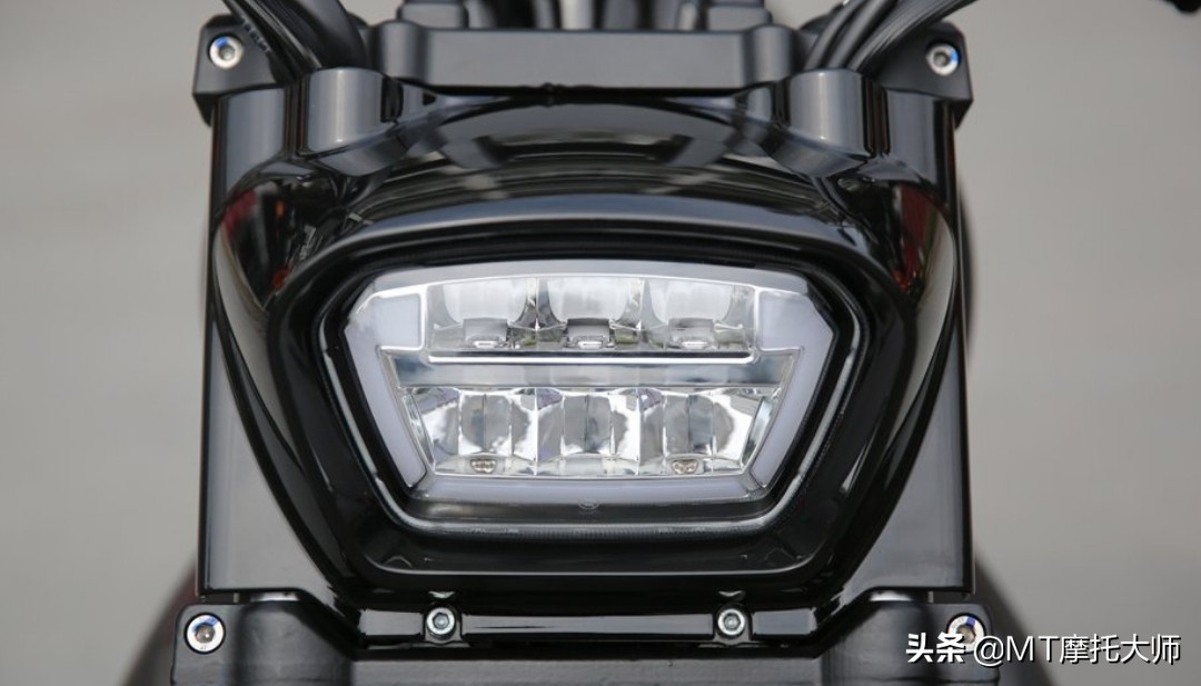 力帆巡航摩托150水冷两三千,力帆摩托选哪个好骑得比较快