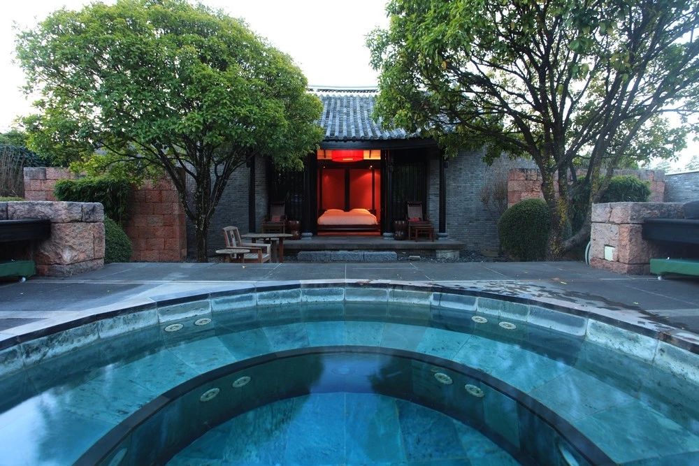 沿着茶马古道，走遍云南秘境中的悦榕庄