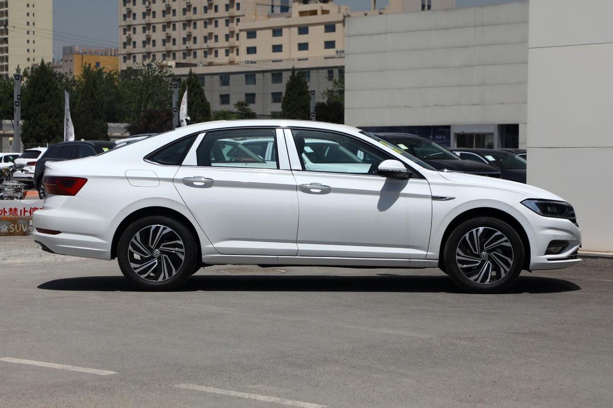 油耗5.3l高不高,油耗5.3l100km是多少油耗